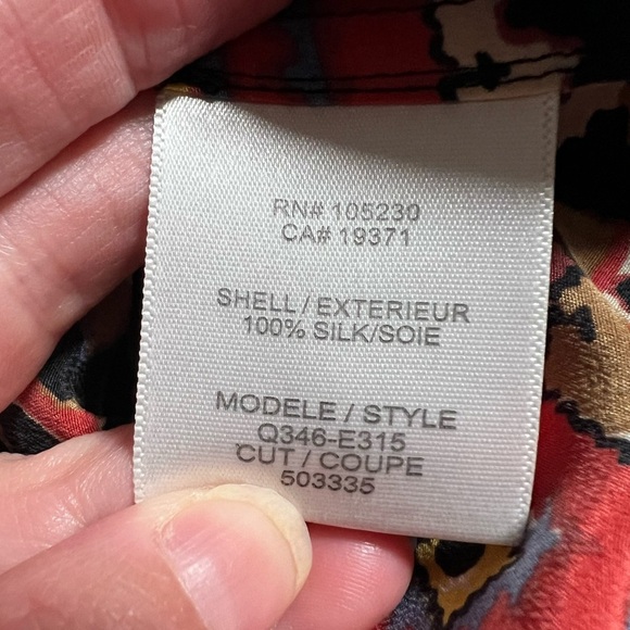 Equipment Liam Southwest Aztec Boho Print Silk Top Size Medium - Picture 6 of 7